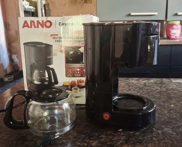 Cafeteira Elétrica Arno Classic Preta 127v - Seminova na Caixa!
