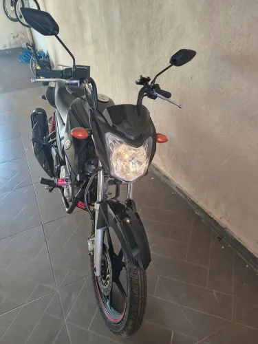 fazer 150 flex 2014. Toda revisada a 2 mês. Tenho nota fiscal de tudo que trocou.