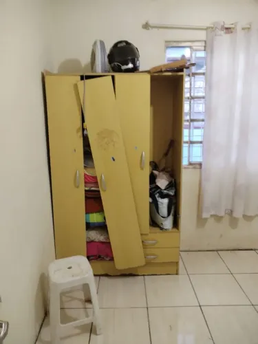 Vendo armário usado