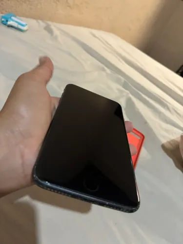 iPhone 8 64gigas