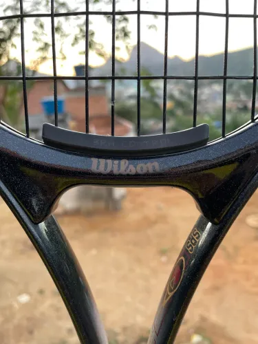 Raquete profissional Wilson com bolsa de couro