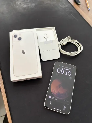 iPhone 13 branco impecável
