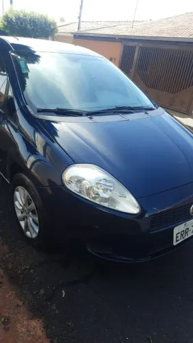 Fiat Punto Attractive 1.4 Fire Flex 8V 5P 2011