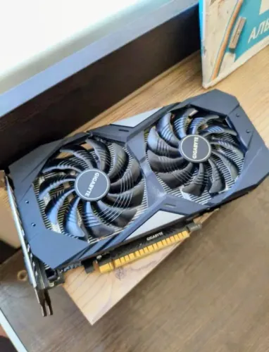 Placa de Video GTX 1650 TI