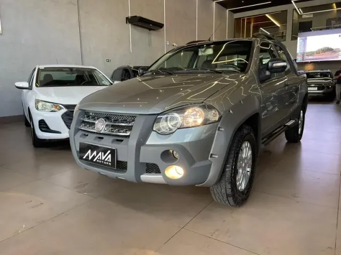 Fiat Strada Adventure Ext. 1.8 Dual. Flex CD 2012