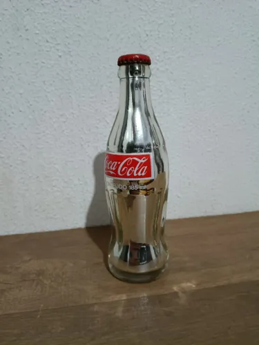 Linda garrafa Coca-Cola 