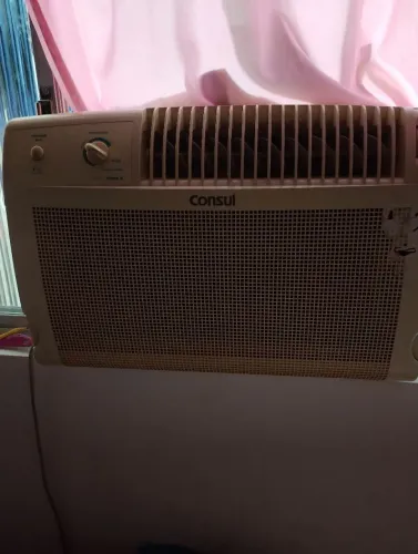 Ar condicionado 7500 BTUs 220v