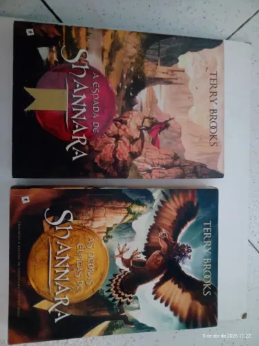 Livros ficçãos.