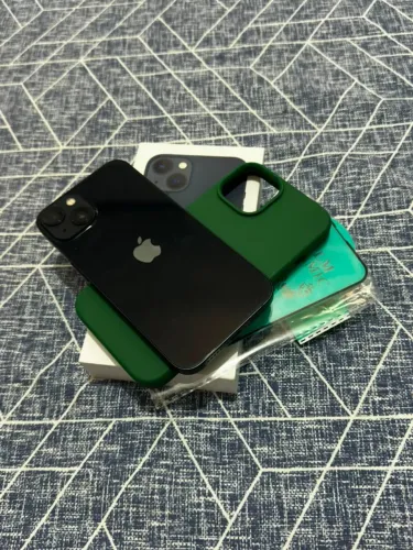 iPhone 13 Midnight 128GB - Estado de Novo