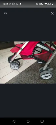 Carrinho de bebê cosco