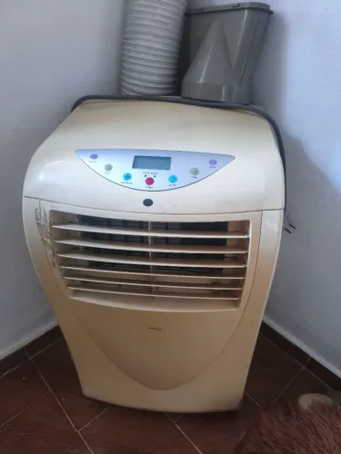 Ar condicionado portátil 12mil BTU
