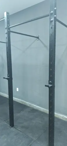Hack parede Crossfit - Musculação 