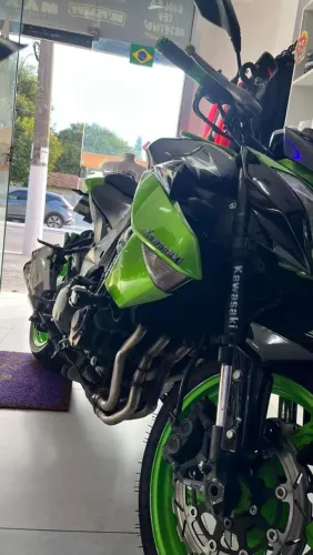 Vendo Kawasaki Z1000