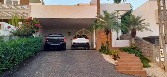 CASA DE 259M² À VENDA NO CONDOMÍNIO VILLAGIO FIORENTINO EM VALINHOS/SP.