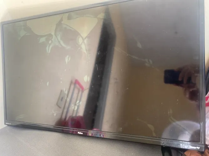 Vende-se tv smart 32 polegada para retirada de peças 