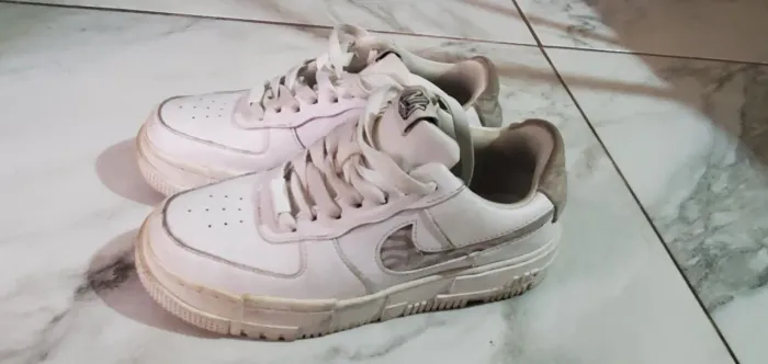 Tênis Nike Air Force Pixel SE - Tam 35