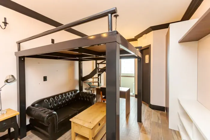 Loft 26m² Mobiliado com sacada na Rua Nunes Machado | Localização Estratégica