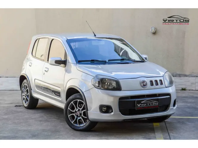 Fiat Uno Sporting 1.4 EVO Fire Flex 8V 4P 2013