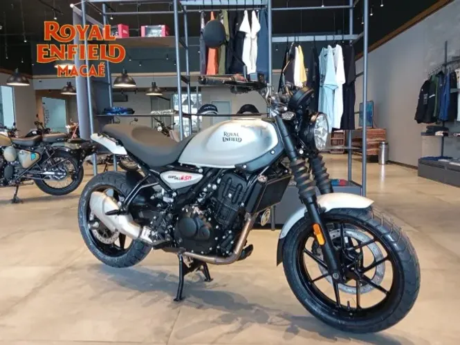 ROYAL ENFIELD GUERRILLA 450cc - SMOKE SILVER 2026 - ZERO KM