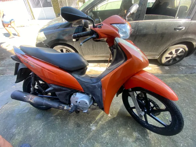 Biz com dok ok e km baixo pegar e andar abaixo da tabela