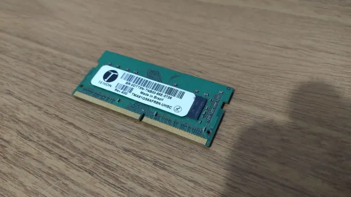 Memoria ram 8gb dd4 2400 da teikon ( seminova ) para notebook - testada
