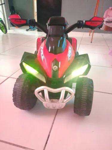 Moto elétrica , em perfeito estado!!! Mais informações no PV...