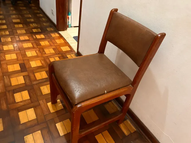 Cadeira almofadada