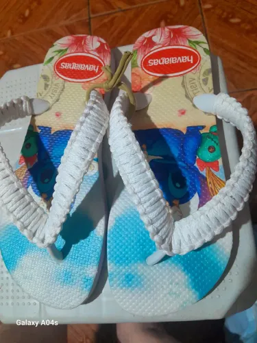 Chinelo bordado em macramê lilo stick n° 36 similar havaiana