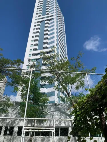 Imóvel para venda tem 113 metros quadrados com 4 quartos em Torre - Recife - PE