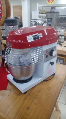 BATEDEIRA INDUSTRIAL DE 5 LITROS, DA MARCA BRAESI, NOVA, PROMOÇÃO!!!!