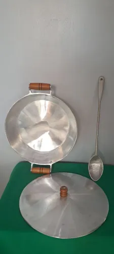Caçarola frigideira GG + Colher grande de alumínio * 