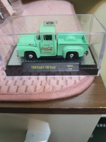 MINIATURA CAMINHÃO COCA COLA 