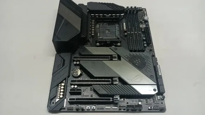 Placa Mãe X570 ROG Crosshair VIII Hero DDR4 AM4