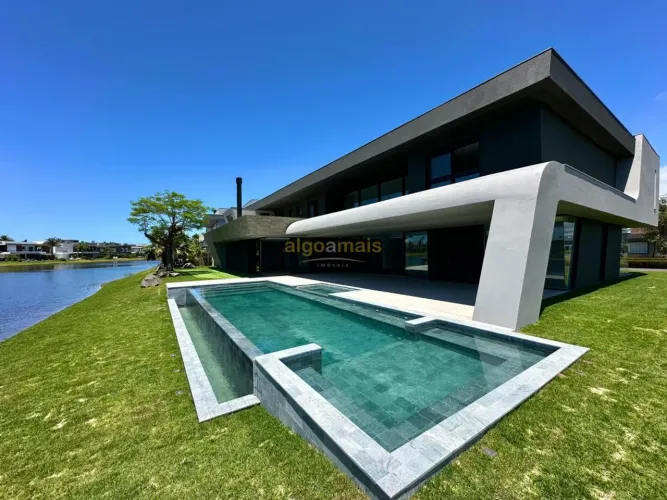 Casa em Condomínio, 5 dormitórios em Condominio Enseada Lagos de Xangri-La, Xangri-Lá REF: