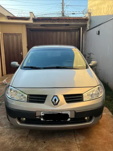 Renault Megane Sedan Dynamique Hi-flex 1.6 16V 2009