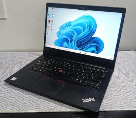 Notebook Lenovo thinkpad core i5 8 gb ddr4 ssd rápido 256 gb super rápido resistente top