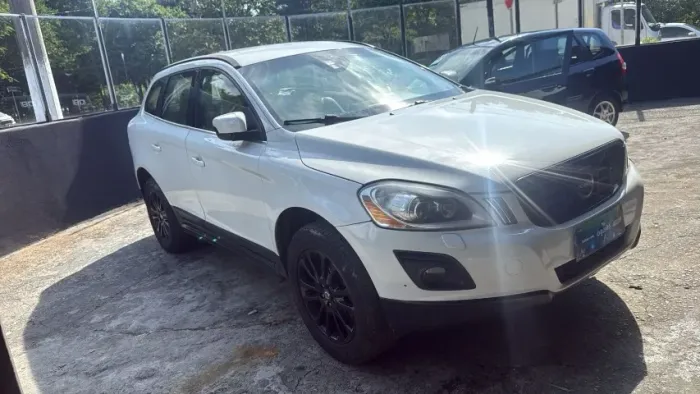 Volvo XC 60 3.0 AWD 5P 2010