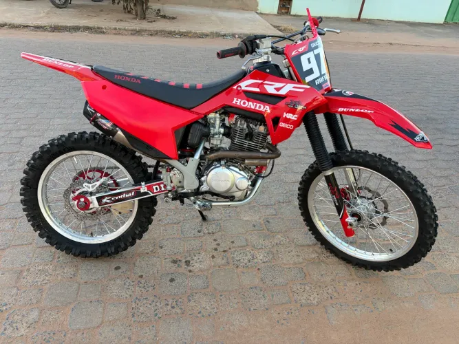 Crf 230 revisada super conservada 