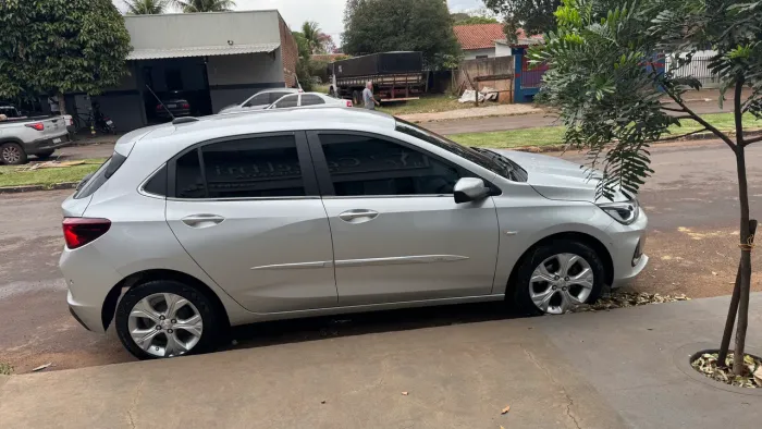 Chevrolet Onix Hatch Premier 1.0 12V TB Flex Aut. 4P 2020