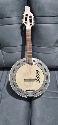 Banjo De Castro 