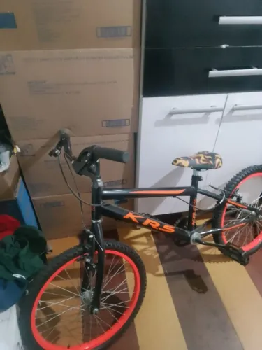 Vendo bicicleta infantil aro 20 nova retira no local bairro boa vista Curitiba PR 