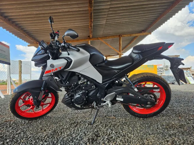 ? VENDE-SE YAMAHA MT-03 ABS 2020/2021 ?<br>
