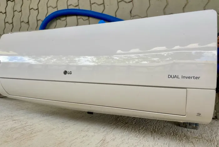 Vendo Ar Condicionado LG 12 mil Btus com Defeito