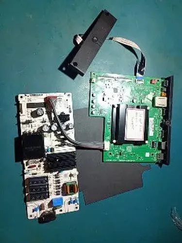 Placa pliciba e placa fonte tá tvs Samsung LG AOC Philips e Semp TCL