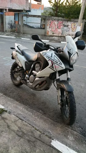Honda transalp 2012 