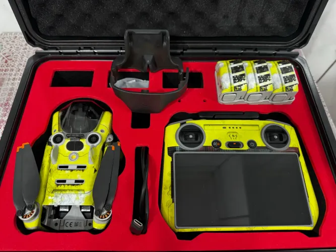 Drone Dji mini 4 pro fly combo com case rígida 