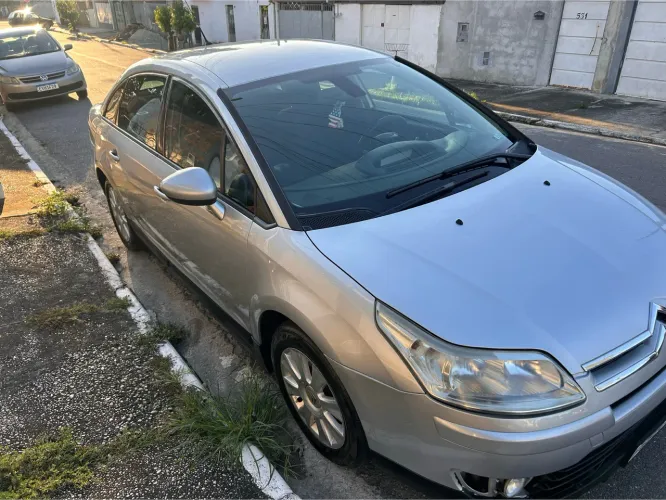 Citroen C4 Pallas GLX 2.0/ 2.0 Flex Aut. 2013