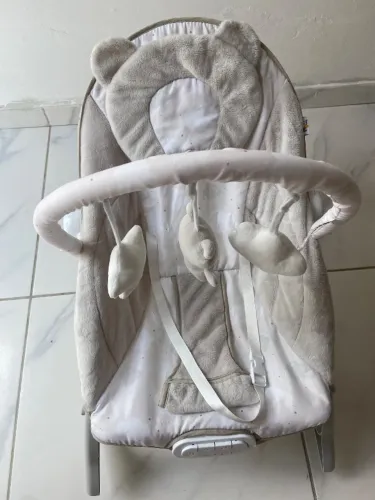 Cadeirinha de balanço 
