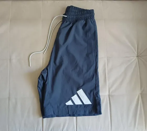 Bermuda masculina Adidas tam P