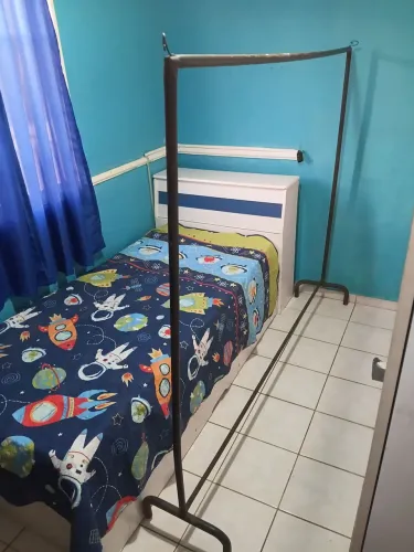 Vendo arara de roupas
